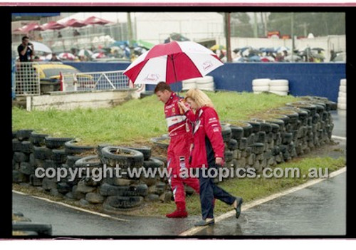 FIA 1000 Bathurst 19th November 2000 - Photographer Marshall Cass - Code 00-MC-B00-181