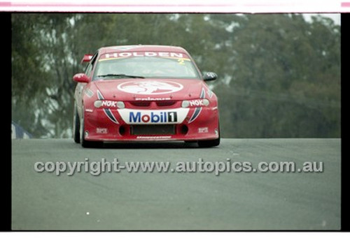 FIA 1000 Bathurst 19th November 2000 - Photographer Marshall Cass - Code 00-MC-B00-280