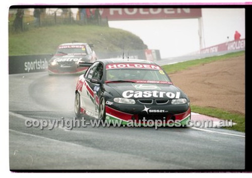 FIA 1000 Bathurst 19th November 2000 - Photographer Marshall Cass - Code 00-MC-B00-296