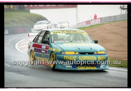 FIA 1000 Bathurst 19th November 2000 - Photographer Marshall Cass - Code 00-MC-B00-300