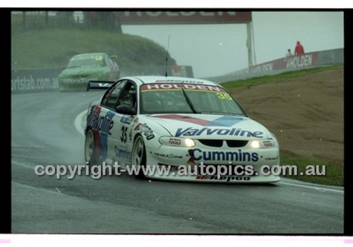 FIA 1000 Bathurst 19th November 2000 - Photographer Marshall Cass - Code 00-MC-B00-312
