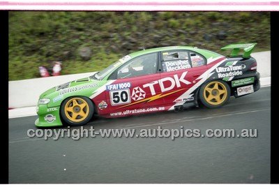 FIA 1000 Bathurst 19th November 2000 - Photographer Marshall Cass - Code 00-MC-B00-389