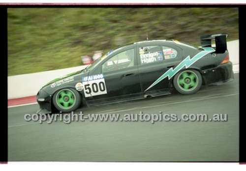 FIA 1000 Bathurst 19th November 2000 - Photographer Marshall Cass - Code 00-MC-B00-402