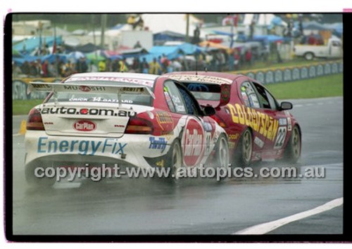 FIA 1000 Bathurst 19th November 2000 - Photographer Marshall Cass - Code 00-MC-B00-423