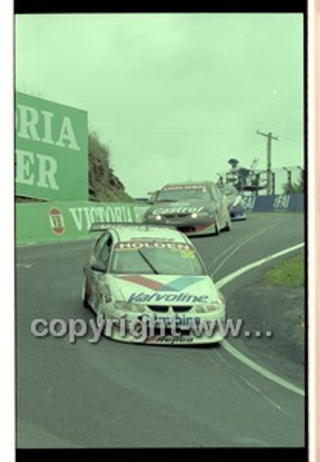 FIA 1000 Bathurst 19th November 2000 - Photographer Marshall Cass - Code 00-MC-B00-437