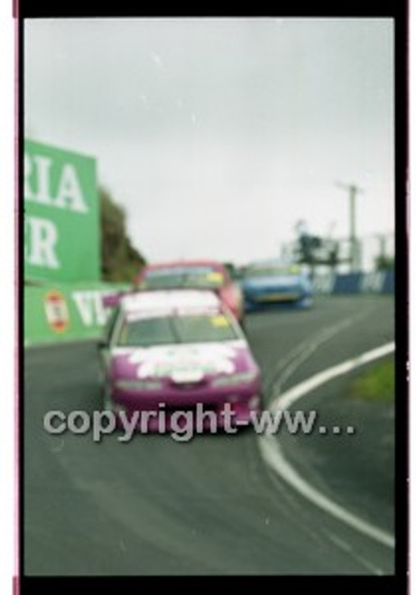 FIA 1000 Bathurst 19th November 2000 - Photographer Marshall Cass - Code 00-MC-B00-449