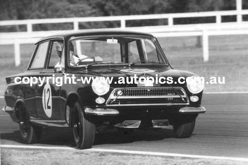 Ian  Pete  Geoghegan  -  Lotus Cortina - Warwick Farm 1964 - Photographer Lance Ruting