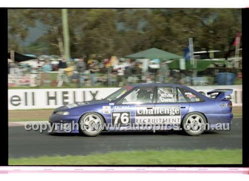 FIA 1000 Bathurst 19th November 2000 - Photographer Marshall Cass - Code 00-MC-B00-458