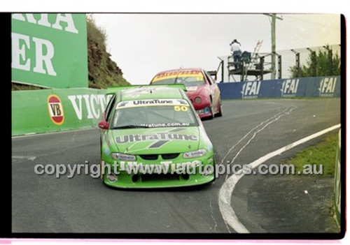 FIA 1000 Bathurst 19th November 2000 - Photographer Marshall Cass - Code 00-MC-B00-505