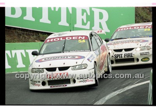 FIA 1000 Bathurst 19th November 2000 - Photographer Marshall Cass - Code 00-MC-B00-521