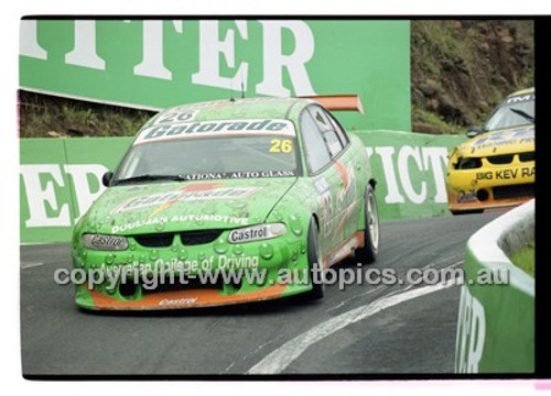 FIA 1000 Bathurst 19th November 2000 - Photographer Marshall Cass - Code 00-MC-B00-524