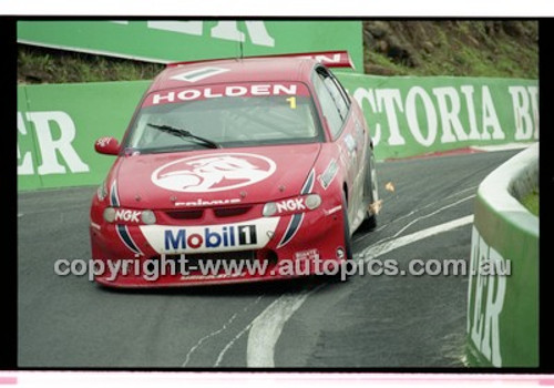 FIA 1000 Bathurst 19th November 2000 - Photographer Marshall Cass - Code 00-MC-B00-528