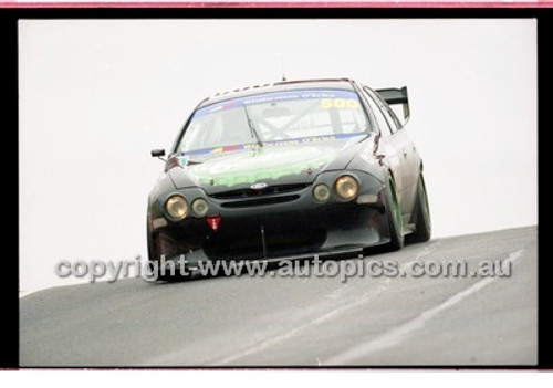 FIA 1000 Bathurst 19th November 2000 - Photographer Marshall Cass - Code 00-MC-B00-537