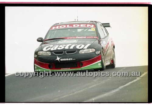 FIA 1000 Bathurst 19th November 2000 - Photographer Marshall Cass - Code 00-MC-B00-541