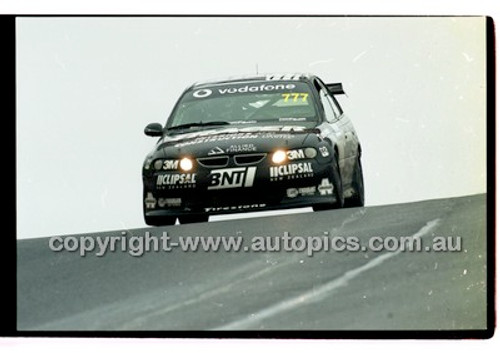 FIA 1000 Bathurst 19th November 2000 - Photographer Marshall Cass - Code 00-MC-B00-553