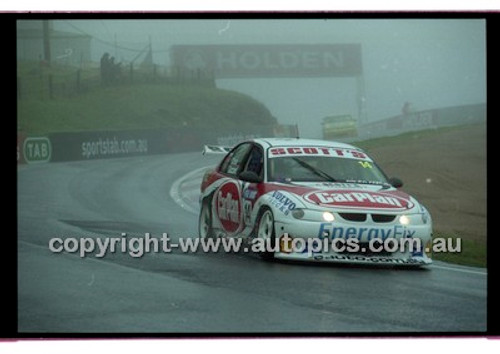 FIA 1000 Bathurst 19th November 2000 - Photographer Marshall Cass - Code 00-MC-B00-603