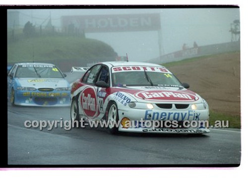 FIA 1000 Bathurst 19th November 2000 - Photographer Marshall Cass - Code 00-MC-B00-608