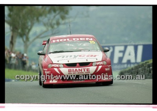 FIA 1000 Bathurst 19th November 2000 - Photographer Marshall Cass - Code 00-MC-B00-762