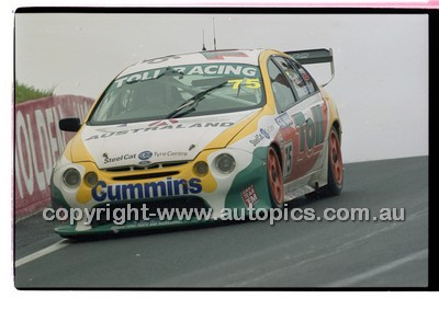 FIA 1000 Bathurst 19th November 2000 - Photographer Marshall Cass - Code 00-MC-B00-775