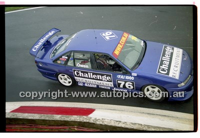 FIA 1000 Bathurst 19th November 2000 - Photographer Marshall Cass - Code 00-MC-B00-823
