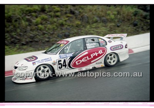 FIA 1000 Bathurst 19th November 2000 - Photographer Marshall Cass - Code 00-MC-B00-872