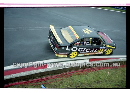 FIA 1000 Bathurst 19th November 2000 - Photographer Marshall Cass - Code 00-MC-B00-893