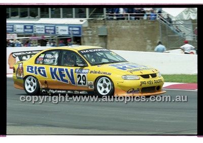 FIA 1000 Bathurst 19th November 2000 - Photographer Marshall Cass - Code 00-MC-B00-928