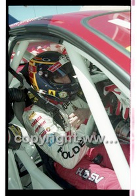 Bathurst 1000, 2001 - Photographer Marshall Cass - Code 01-MC-B01-077