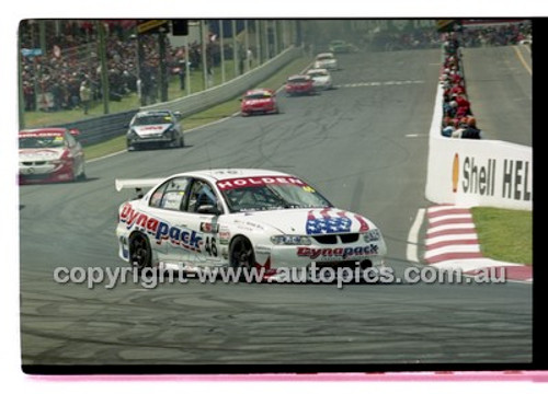 Bathurst 1000, 2001 - Photographer Marshall Cass - Code 01-MC-B01-121