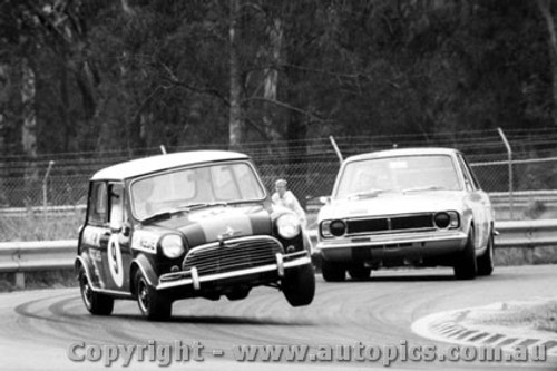 Bob Tweedie / Jim McKeown  -  Morris Cooper S / Lotus Ford Cortina   Warwick Farm  1969 - Photographer David Blanch