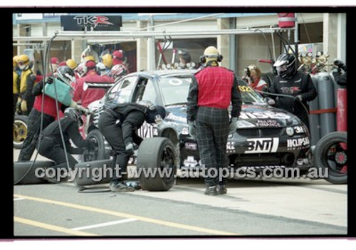 Bathurst 1000, 2001 - Photographer Marshall Cass - Code 01-MC-B01-223