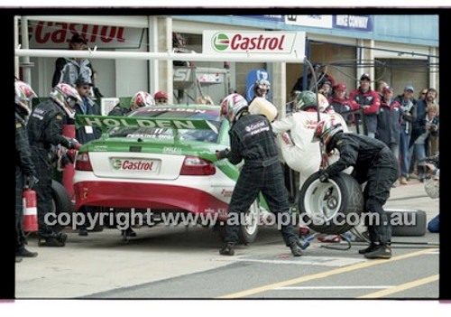 Bathurst 1000, 2001 - Photographer Marshall Cass - Code 01-MC-B01-226