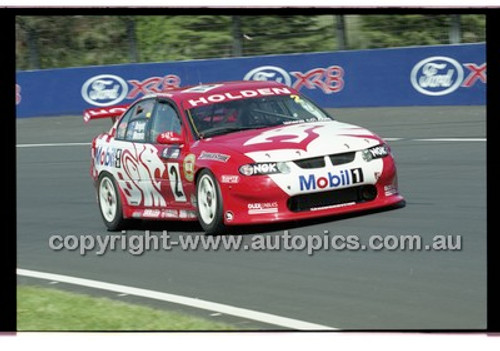 Bathurst 1000, 2001 - Photographer Marshall Cass - Code 01-MC-B01-793