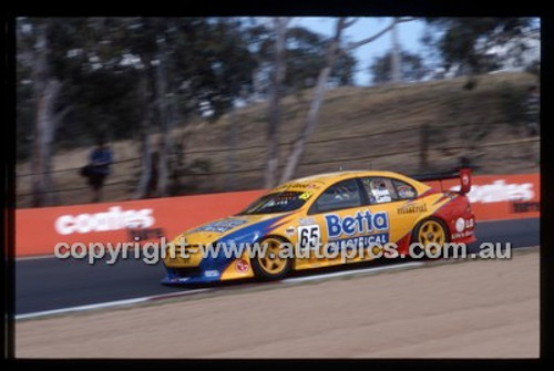 Bathurst 1000, 2002 - Photographer Marshall Cass - Code 02-B02-026