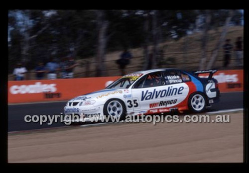 Bathurst 1000, 2002 - Photographer Marshall Cass - Code 02-B02-041