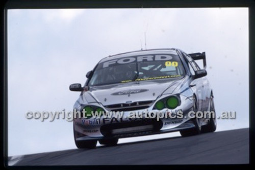 Bathurst 1000, 2002 - Photographer Marshall Cass - Code 02-B02-056