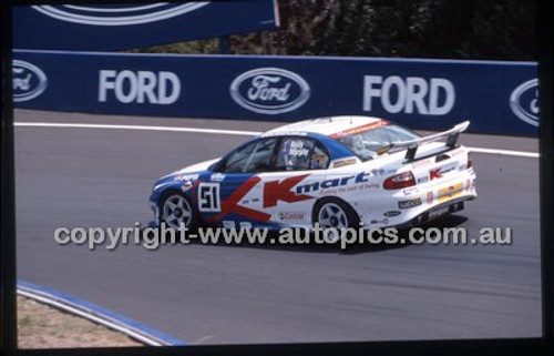 Bathurst 1000, 2002 - Photographer Marshall Cass - Code 02-B02-135