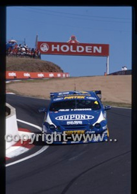 Bathurst 1000, 2002 - Photographer Marshall Cass - Code 02-B02-142