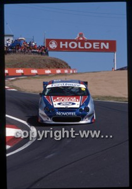 Bathurst 1000, 2002 - Photographer Marshall Cass - Code 02-B02-146