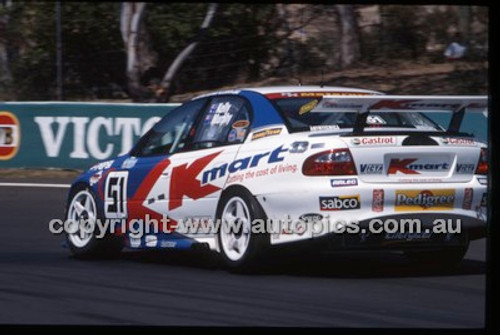 Bathurst 1000, 2002 - Photographer Marshall Cass - Code 02-B02-152