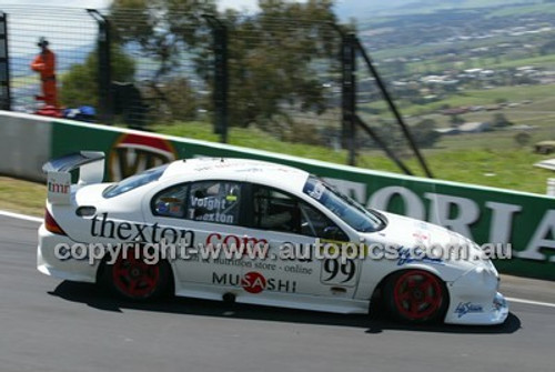 Bathurst 1000, 2003 -  Photographer Marshall Cass - Code 03-MC-B03-083