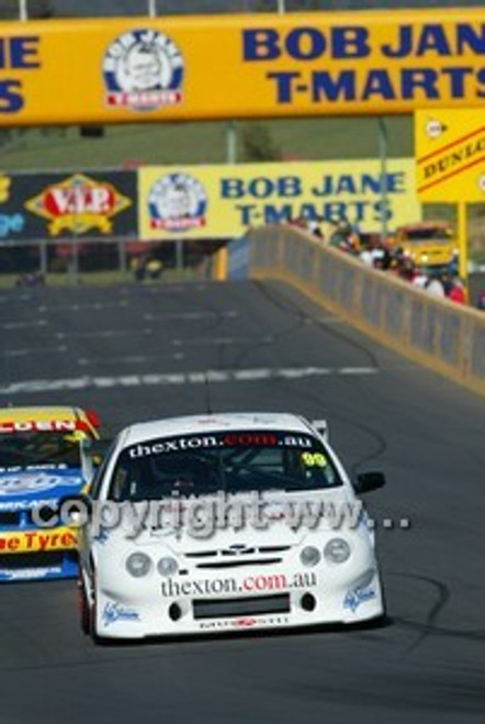 Bathurst 1000, 2003 -  Photographer Marshall Cass - Code 03-MC-B03-139