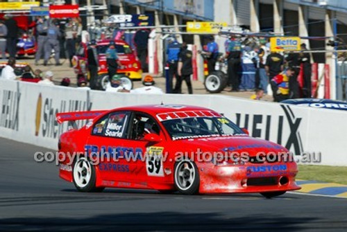 Bathurst 1000, 2003 -  Photographer Marshall Cass - Code 03-MC-B03-143