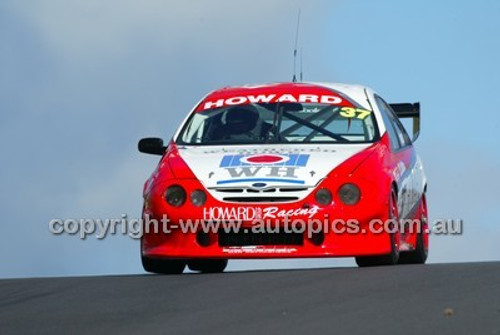 Bathurst 1000, 2003 -  Photographer Marshall Cass - Code 03-MC-B03-175