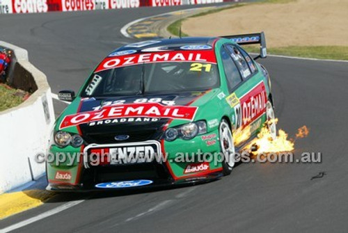 Bathurst 1000, 2003 -  Photographer Marshall Cass - Code 03-MC-B03-202