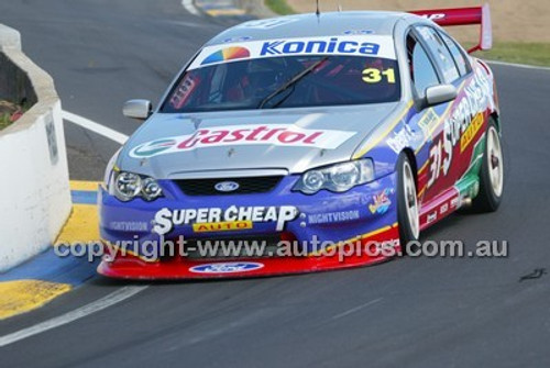 Bathurst 1000, 2003 -  Photographer Marshall Cass - Code 03-MC-B03-215