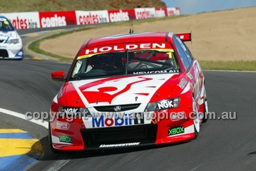 Bathurst 1000, 2003 -  Photographer Marshall Cass - Code 03-MC-B03-232