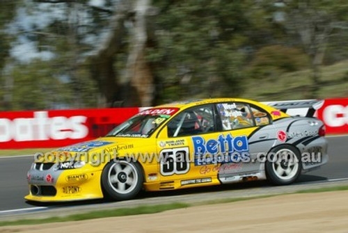 Bathurst 1000, 2003 -  Photographer Marshall Cass - Code 03-MC-B03-253