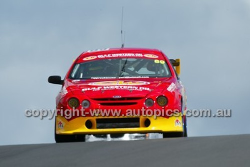 Bathurst 1000, 2003 -  Photographer Marshall Cass - Code 03-MC-B03-287