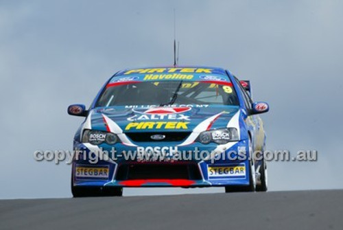 Bathurst 1000, 2003 -  Photographer Marshall Cass - Code 03-MC-B03-294